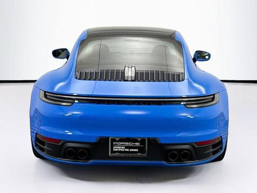 2024 Porsche 911 Carrera