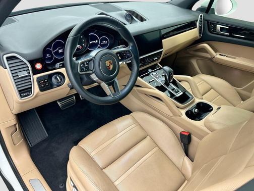 2020 Porsche Cayenne S