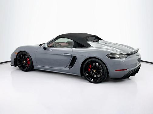 2023 Porsche 718 Spyder Base