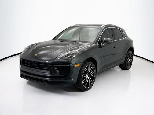 2024 Porsche Macan 