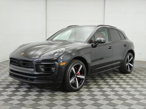 2024 Porsche Macan Base