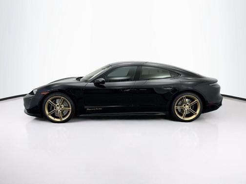 2020 Porsche Taycan Turbo