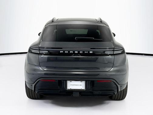 Volcano Grey Metallic 2026 Porsche Macan Macan Electric