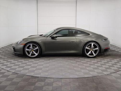 2022 Porsche 911 Carrera S