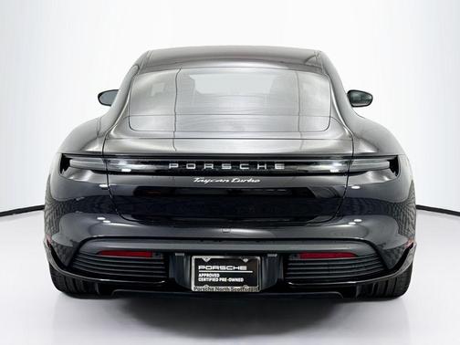 2020 Porsche Taycan Turbo