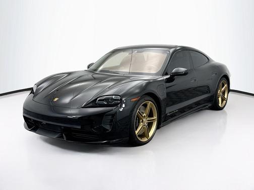 2020 Porsche Taycan Turbo