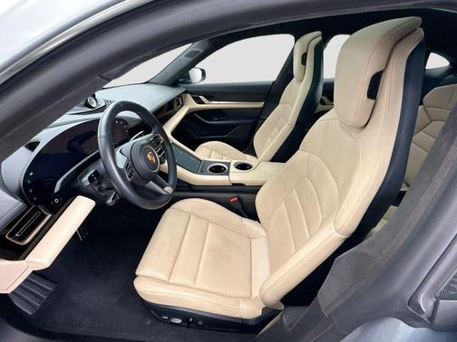2020 Porsche Taycan Turbo S
