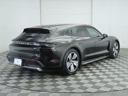 2022 Porsche Taycan 4