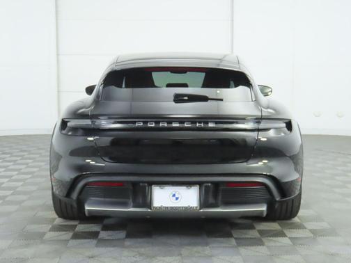 2022 Porsche Taycan 4