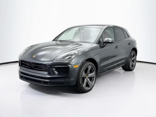 2025 Porsche Macan T