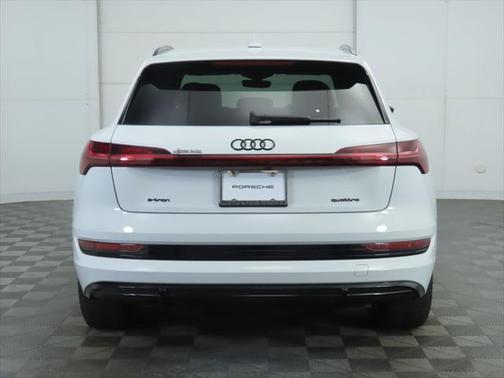 2023 Audi e-tron Premiumwe