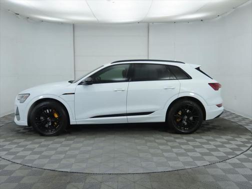 2023 Audi e-tron Premiumwe