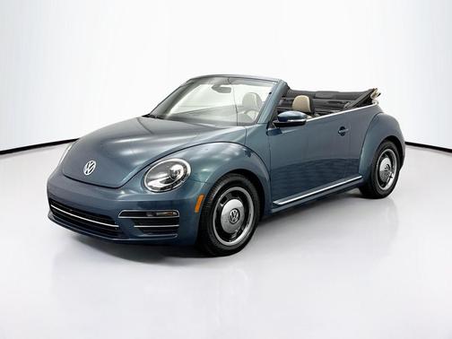 2018 Volkswagen Beetle 2.0T S