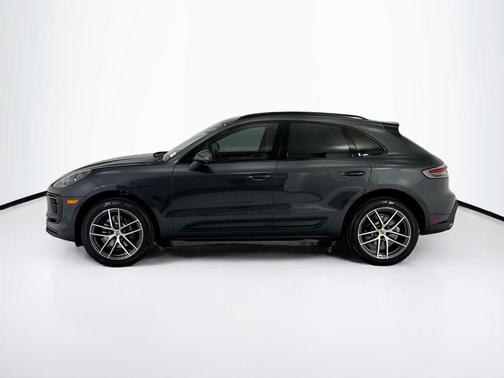Volcano Grey Metallic 2026 Porsche Macan Macan