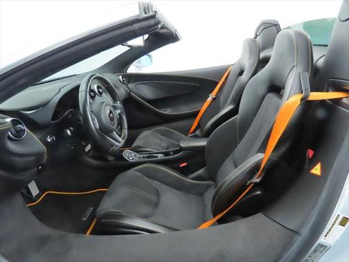 2019 McLaren 570S Base