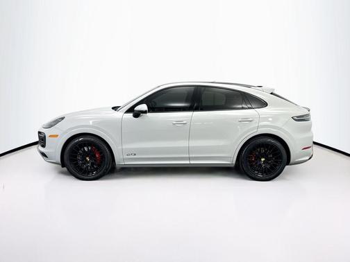 2023 Porsche Cayenne GTS