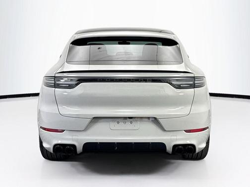 2023 Porsche Cayenne GTS