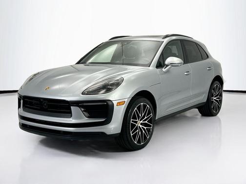Silver Metallic 2025 Porsche Macan Macan