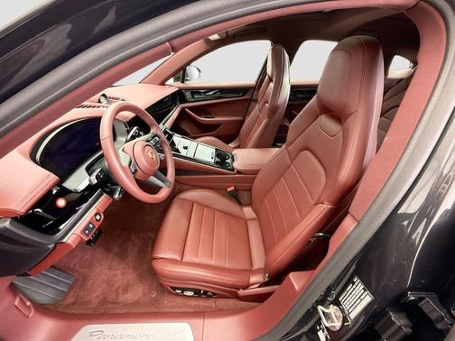 2026 Porsche Panamera 4S