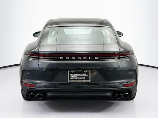 2026 Porsche Panamera 4S