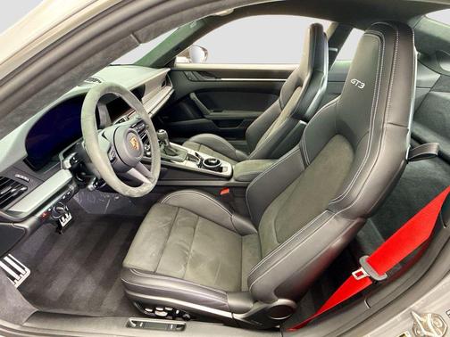 2025 Porsche 911 GT3