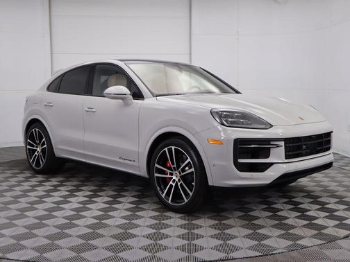 2025 Porsche Cayenne S