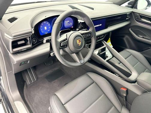 Volcano Grey Metallic 2026 Porsche Macan Macan Electric