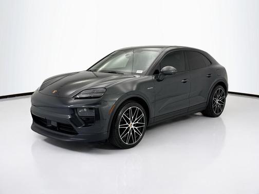 Volcano Grey Metallic 2026 Porsche Macan Macan Electric