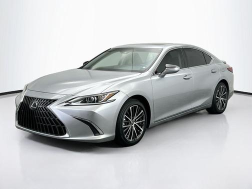 2023 Lexus ES 300h Base