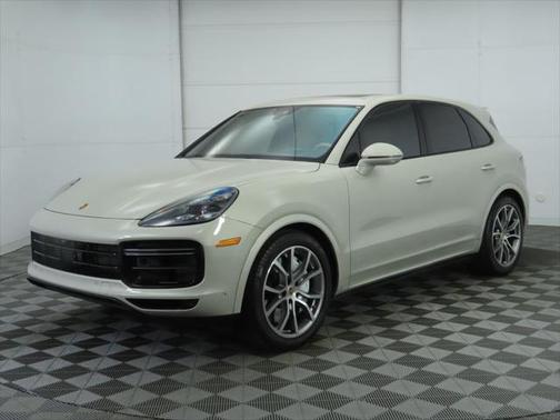 2022 Porsche Cayenne Turbo