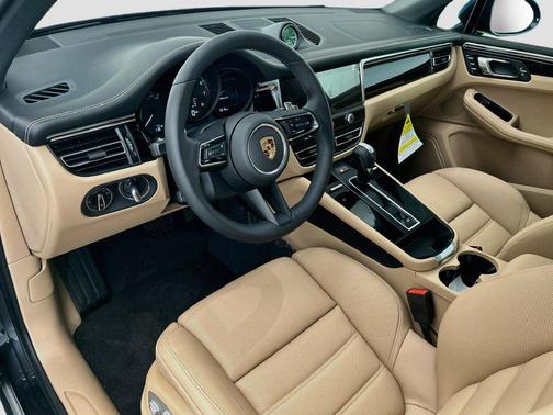Volcano Grey Metallic 2026 Porsche Macan Macan