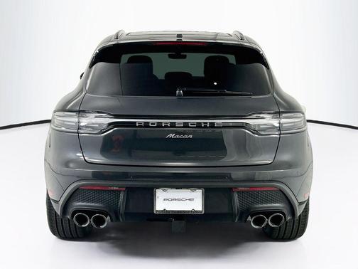 Volcano Grey Metallic 2026 Porsche Macan Macan