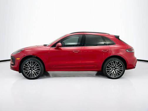 2026 Porsche Macan 