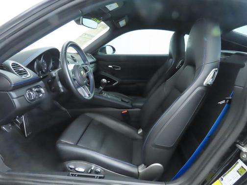 2024 Porsche 718 Cayman 