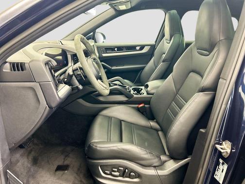 2024 Porsche Cayenne Cayenne