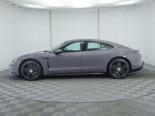 2025 Porsche Taycan 
