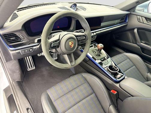 Ice Grey Metallic 2026 Porsche 911 Carrera