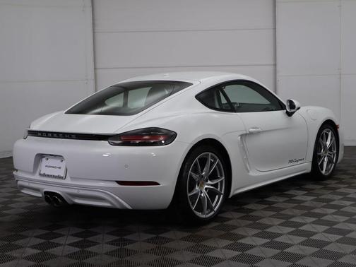 2025 Porsche 718 Cayman 