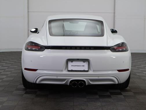 2025 Porsche 718 Cayman 
