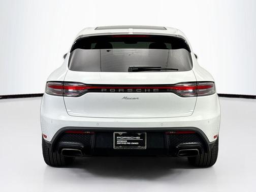 2023 Porsche Macan Base (PDK)