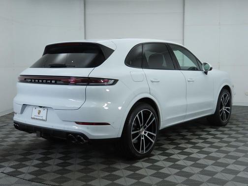 2025 Porsche Cayenne