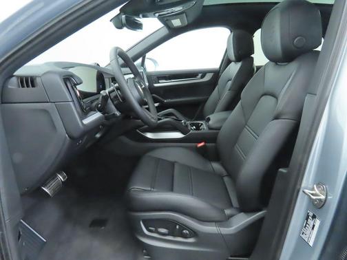2025 Porsche Cayenne Cayenne