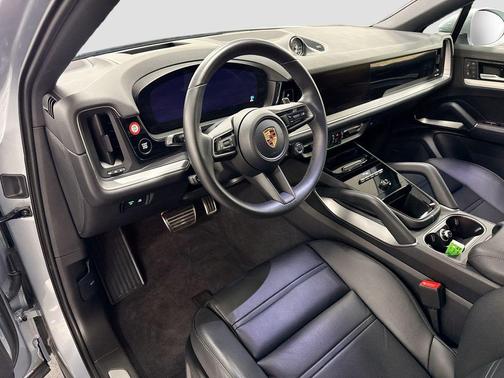 2025 Porsche Cayenne Cayenne