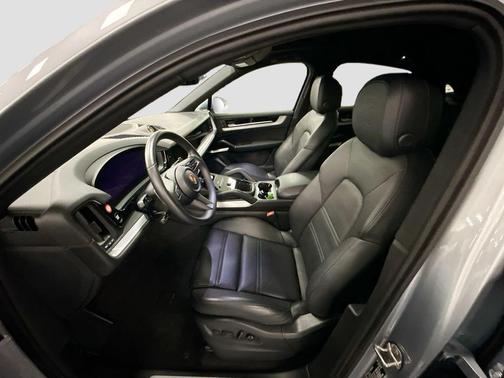 2025 Porsche Cayenne Cayenne