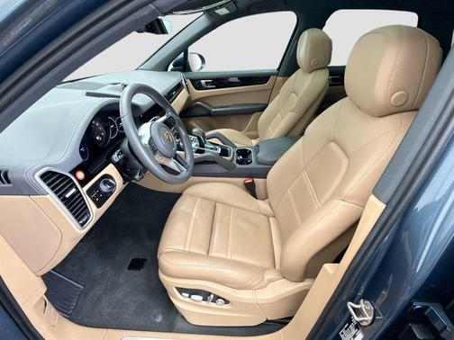2019 Porsche Cayenne Cayenne