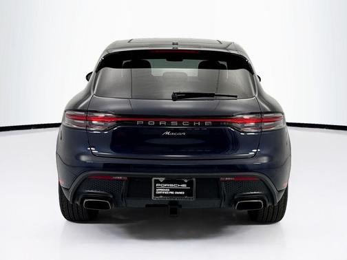 2023 Porsche Macan 