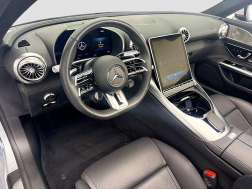 2023 Mercedes-Benz AMG SL 43 Base