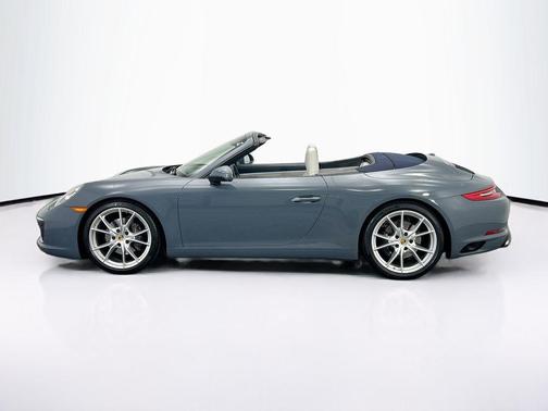 2017 Porsche 911 Carrera