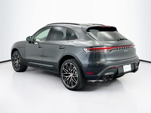 2026 Porsche Macan 