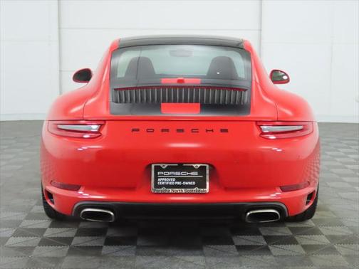 2019 Porsche 911 Carrera
